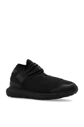 Qasa triple black on sale